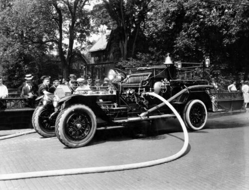 1922-06-12: Engine No 4, An American LaFrance Triple Combination Pumper